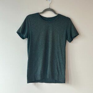 Lululemon Swiftly Tech Relaxed (Size 6, Green, Women's)